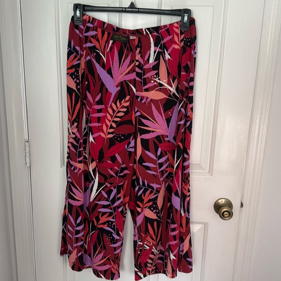 Bob Mackie Tropical Print Gaucho Wearable Art Wide Leg Pants - Picture 1 of 9
